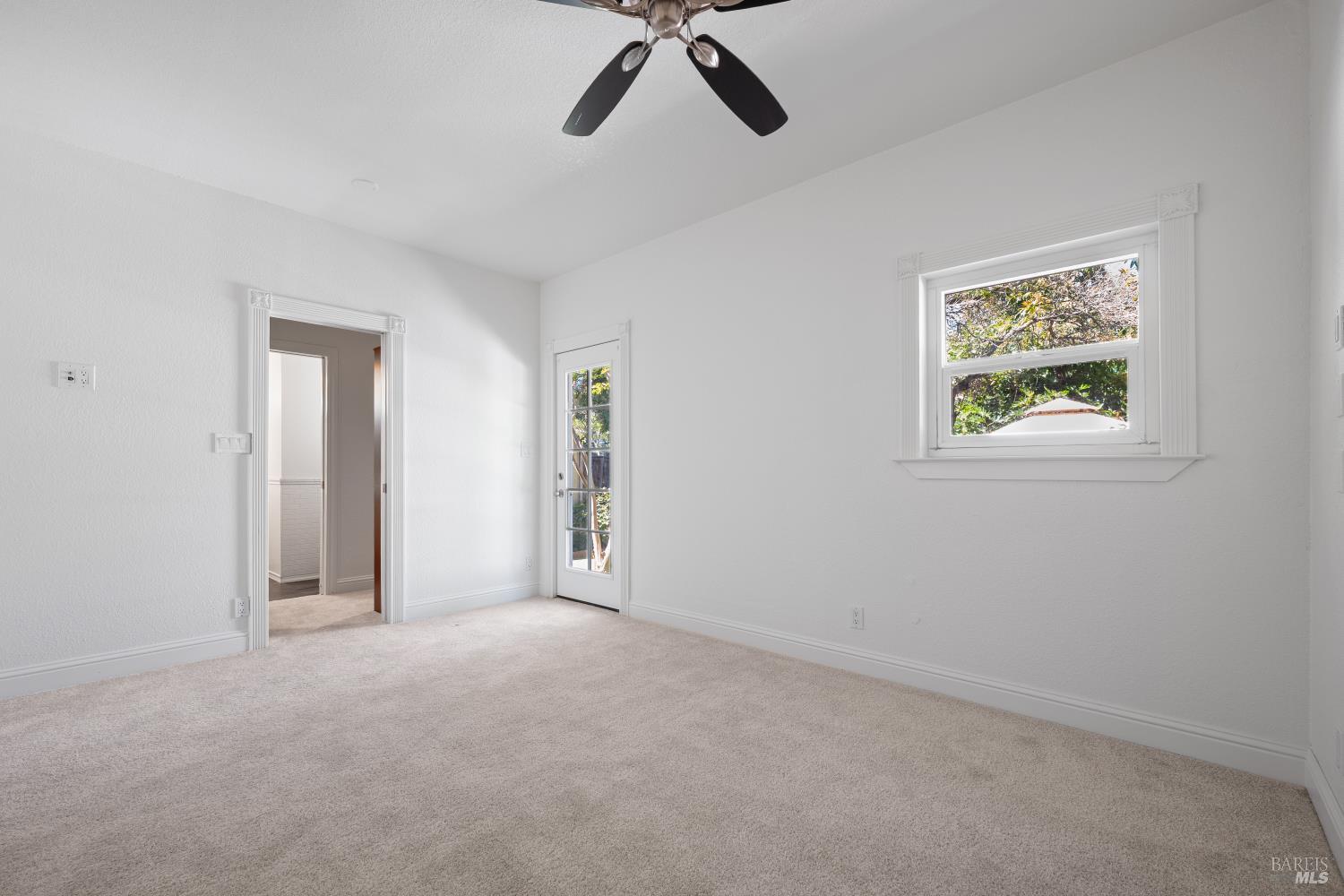 1685 W College Avenue Santa Rosa CA 95401