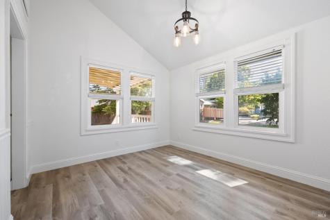 1685 W College Avenue Santa Rosa CA 95401