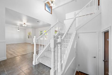 1685 W College Avenue Santa Rosa CA 95401