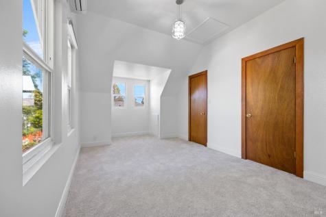 1685 W College Avenue Santa Rosa CA 95401