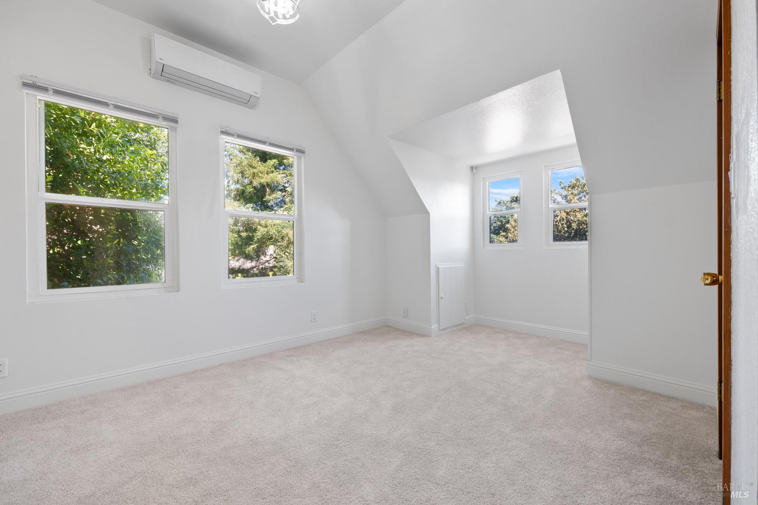 1685 W College Avenue Santa Rosa CA 95401