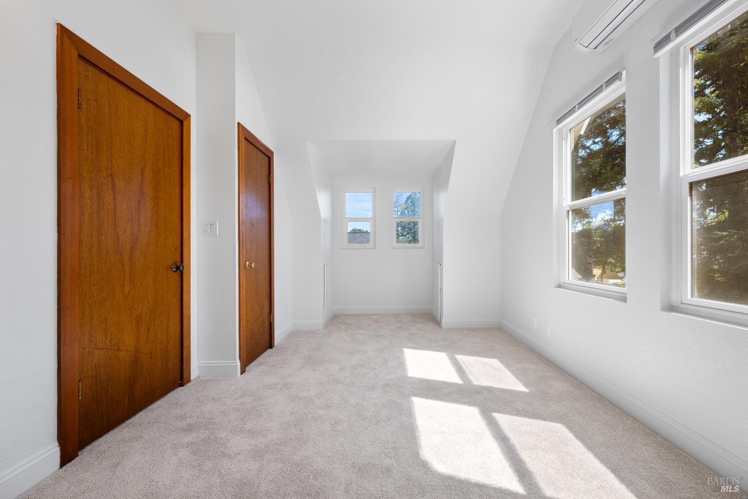 1685 W College Avenue Santa Rosa CA 95401