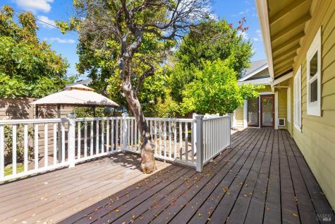 1685 W College Avenue Santa Rosa CA 95401