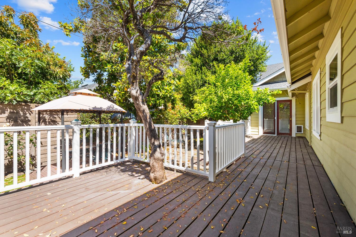 1685 W College Avenue Santa Rosa CA 95401