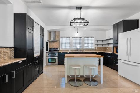 1685 W College Avenue Santa Rosa CA 95401