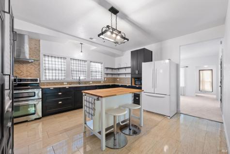 1685 W College Avenue Santa Rosa CA 95401