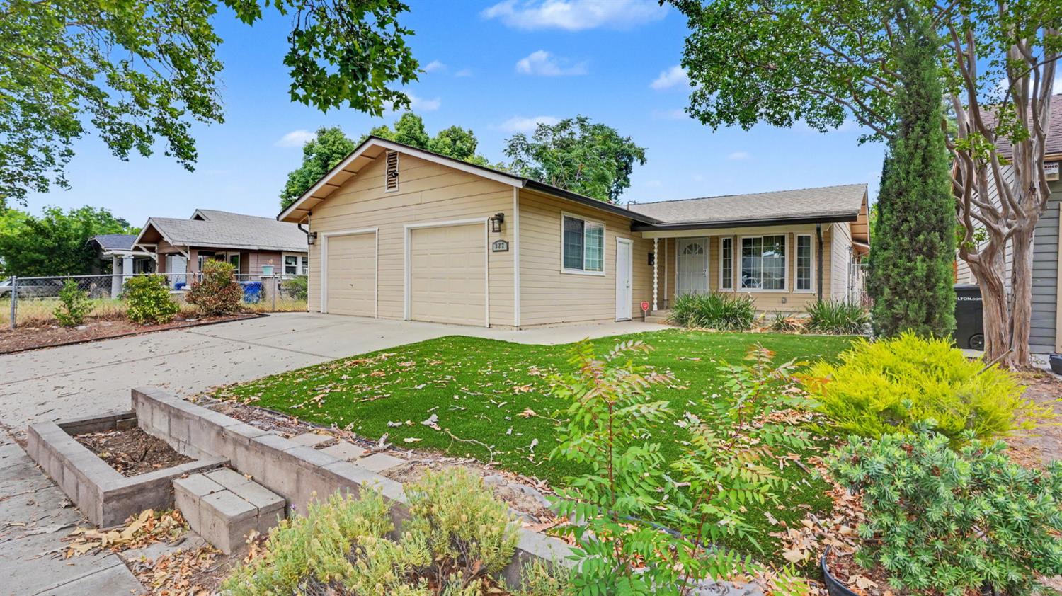322-324 Bodem Street Modesto CA 95350