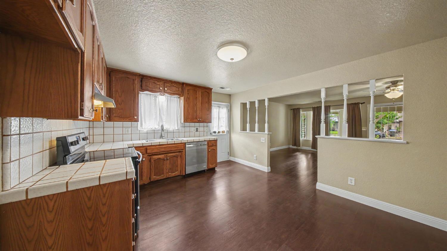 322-324 Bodem Street Modesto CA 95350