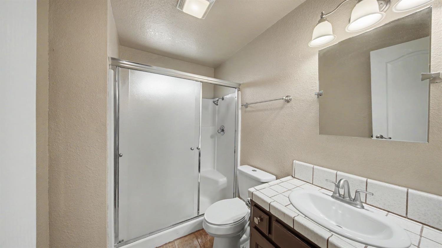 322-324 Bodem Street Modesto CA 95350