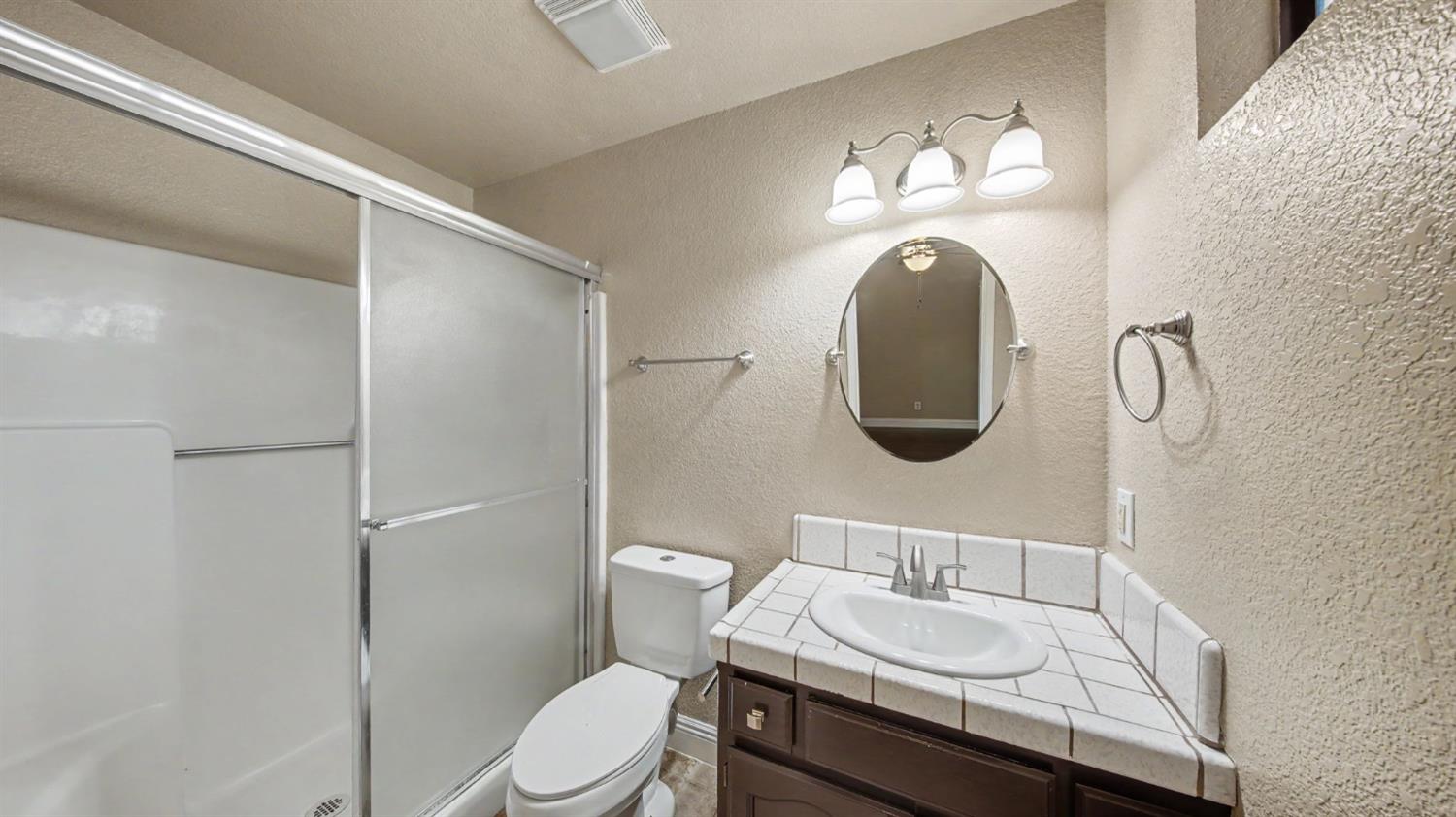 322-324 Bodem Street Modesto CA 95350