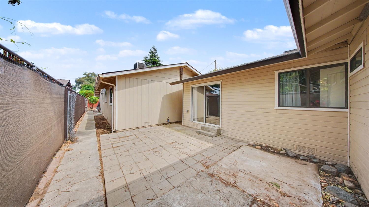 322-324 Bodem Street Modesto CA 95350