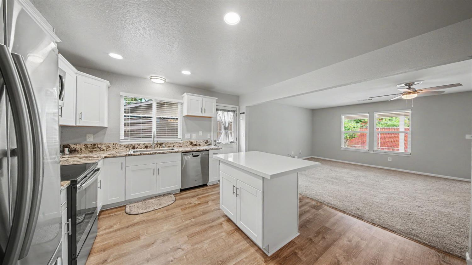 322-324 Bodem Street Modesto CA 95350