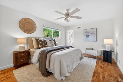 1517 Weaverly Drive Petaluma CA 94954