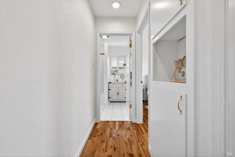 1517 Weaverly Drive Petaluma CA 94954