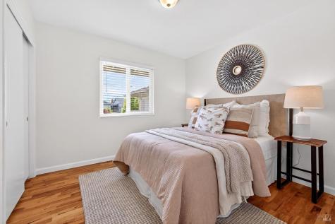 1517 Weaverly Drive Petaluma CA 94954