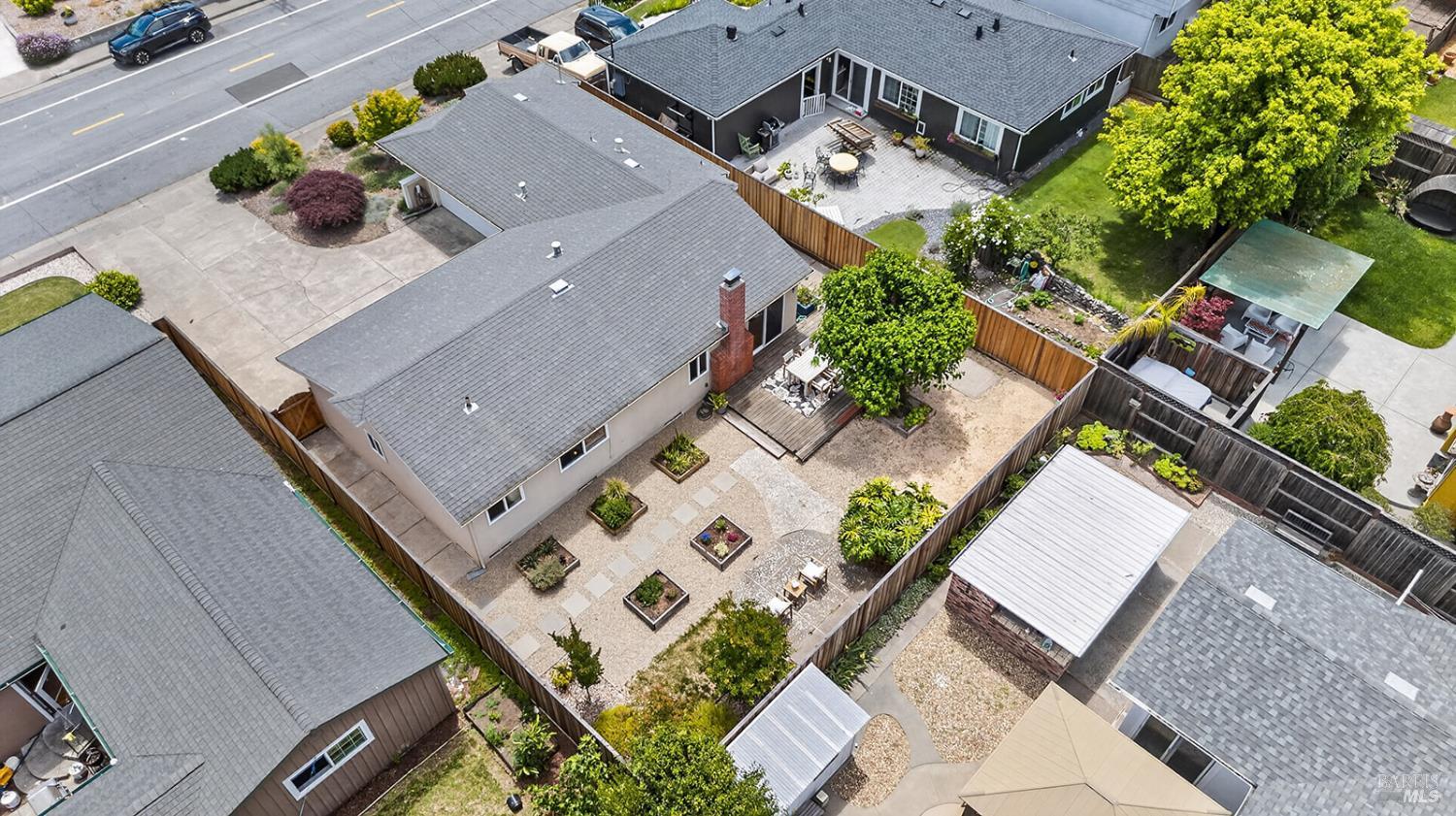 1517 Weaverly Drive Petaluma CA 94954