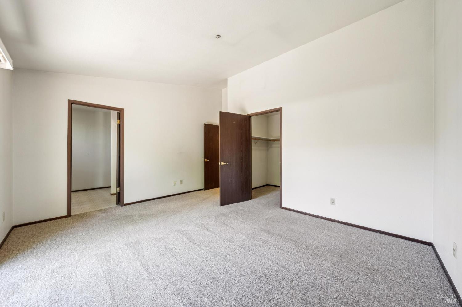 1824 Center Road Novato CA 94947