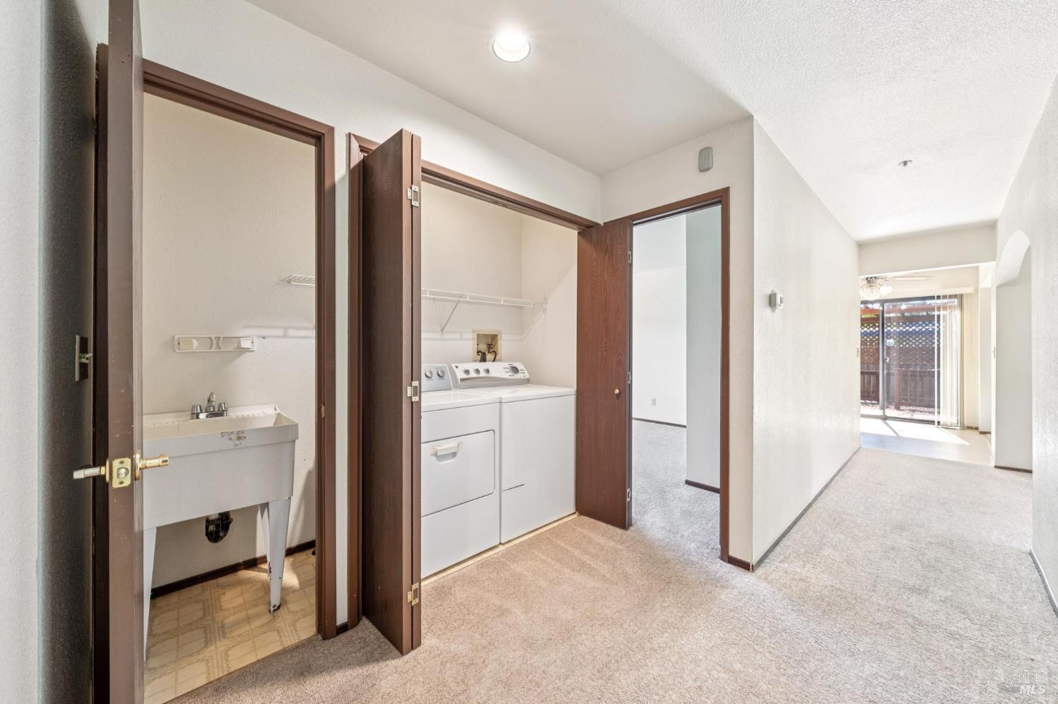 1824 Center Road Novato CA 94947