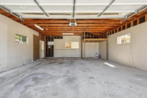 1824 Center Road Novato CA 94947