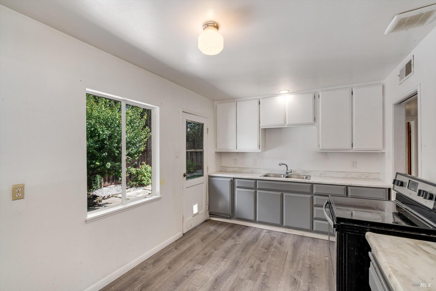 1155 Hudson Avenue St. Helena CA 94574