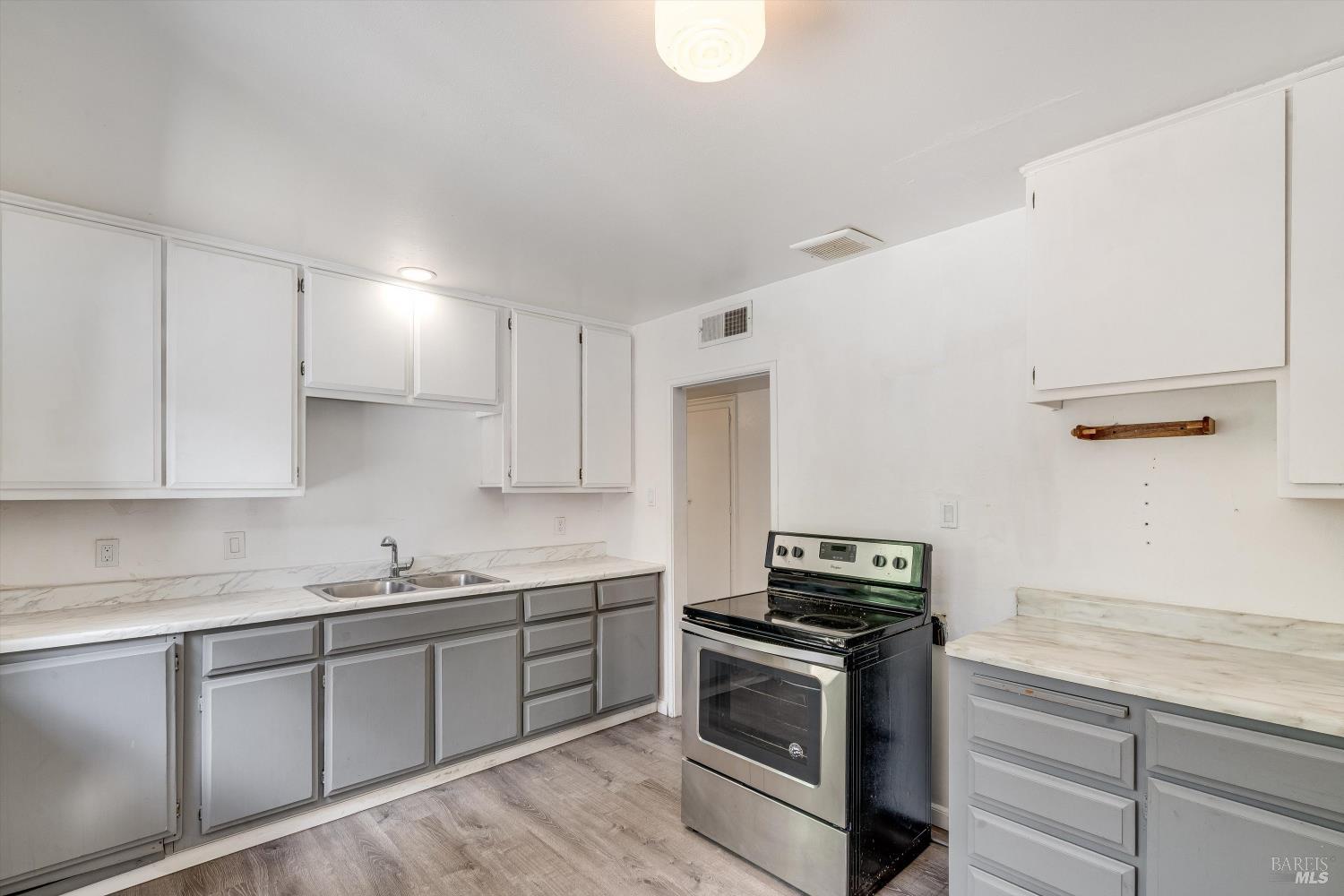 1155 Hudson Avenue St. Helena CA 94574