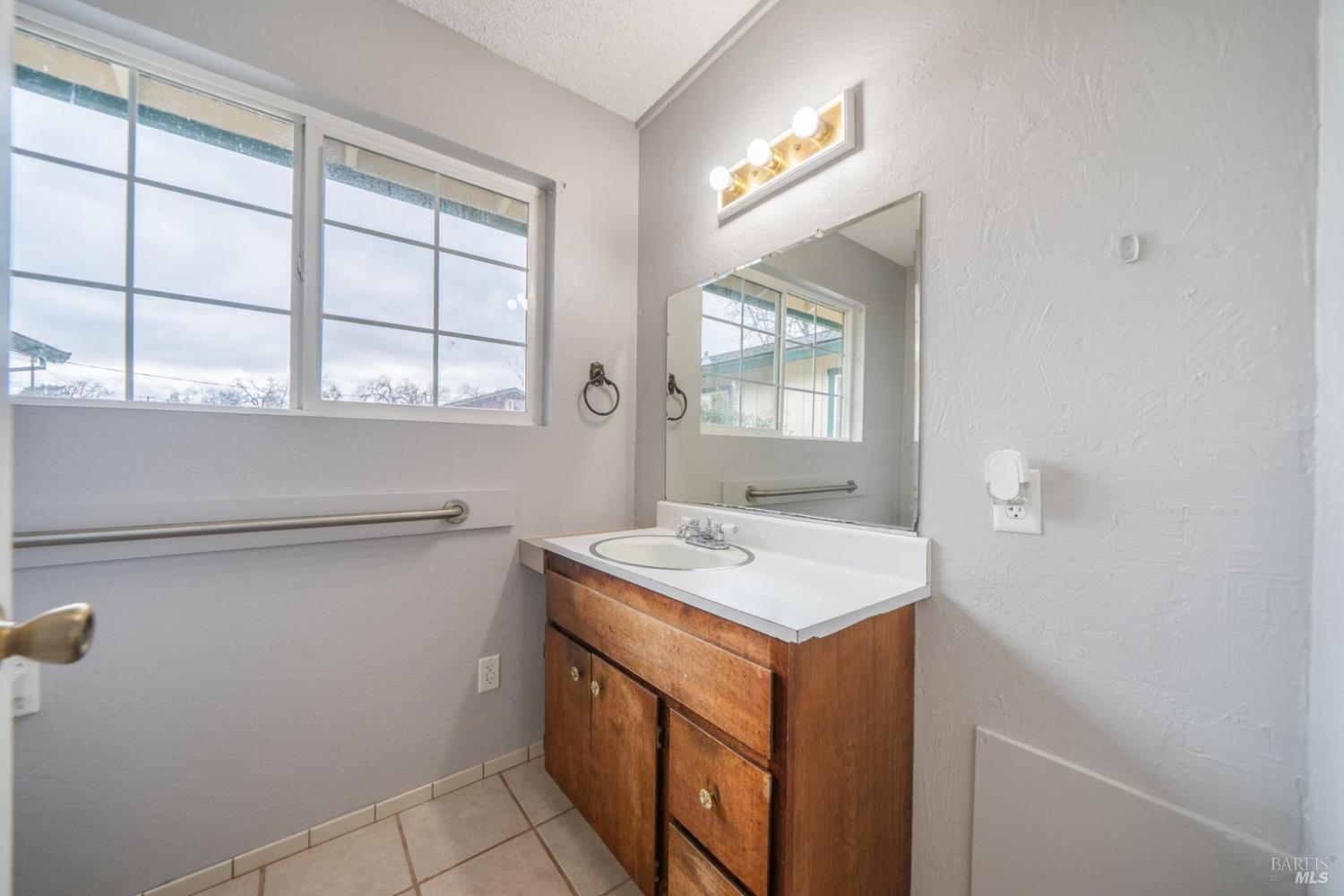 3586 E Keswick Dam Road Redding CA 96003