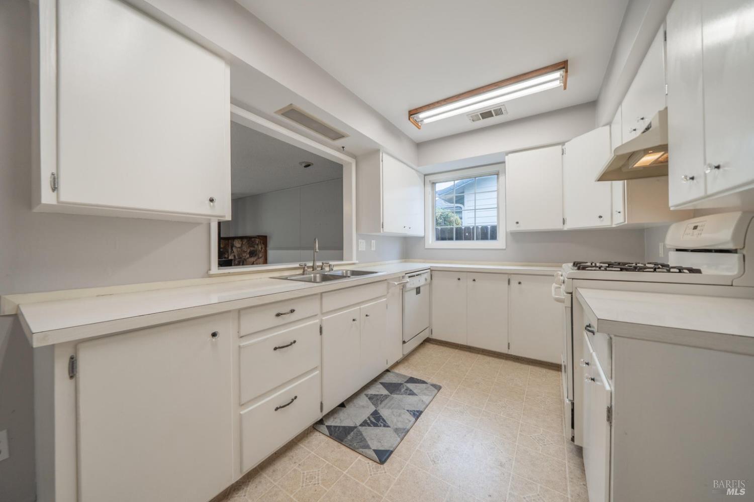 3586 E Keswick Dam Road Redding CA 96003