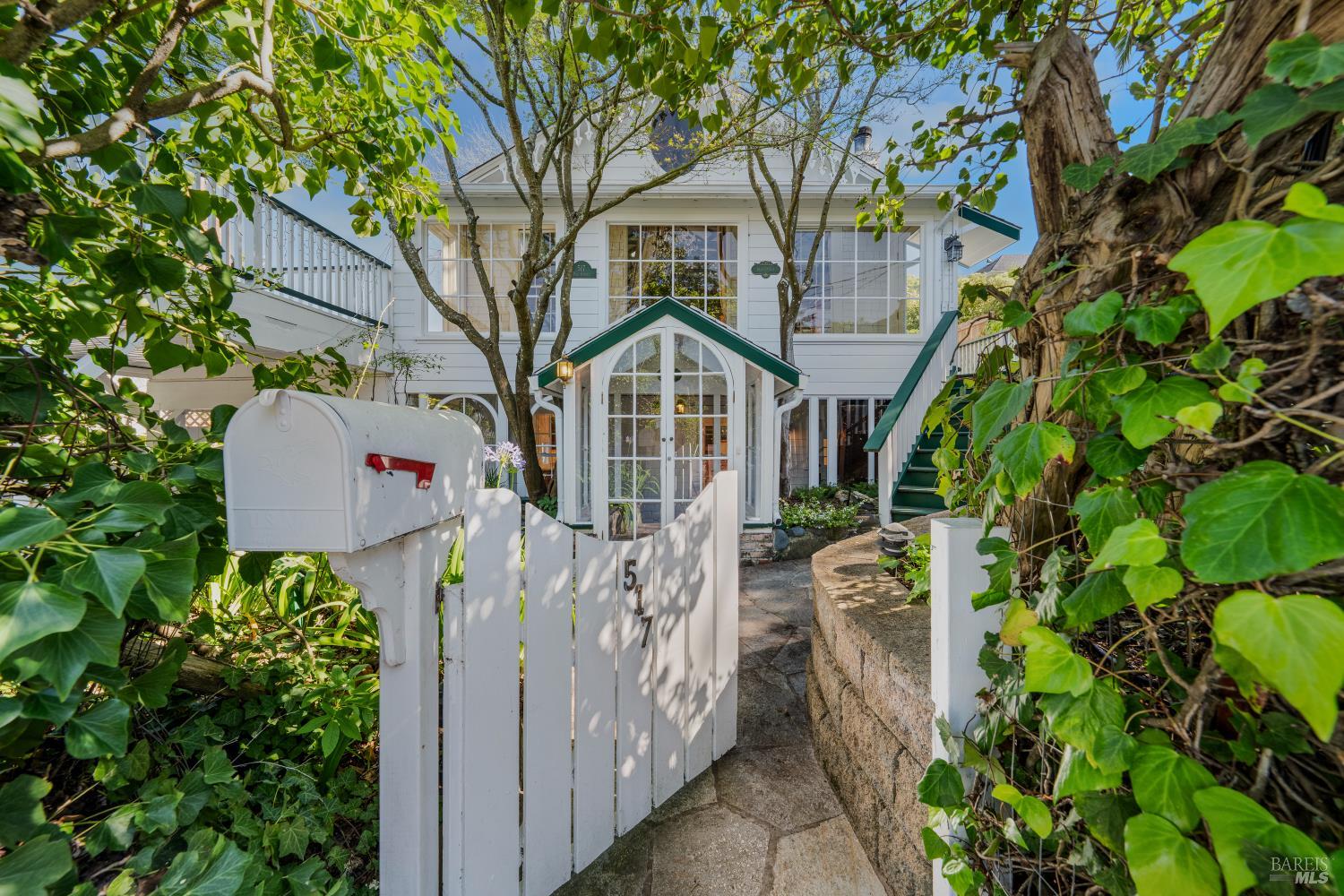 517 Pine Street Sausalito CA 94965