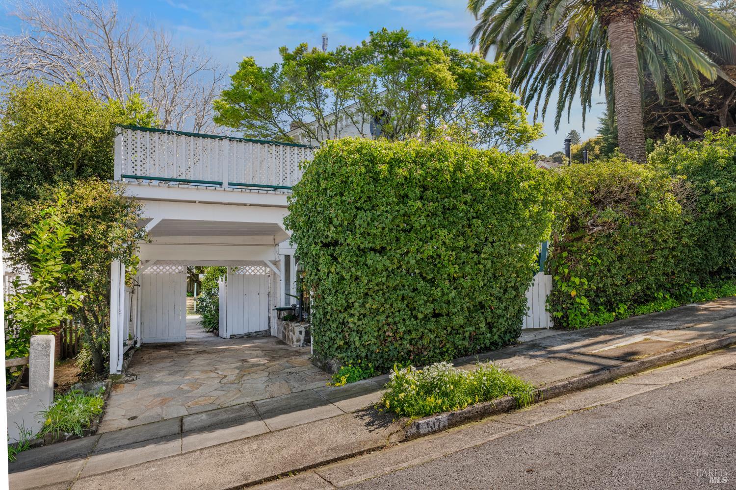 517 Pine Street Sausalito CA 94965