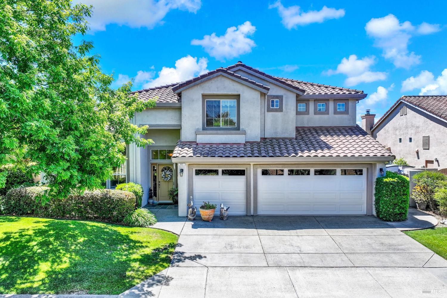 41 N Newport Drive Napa CA 94559