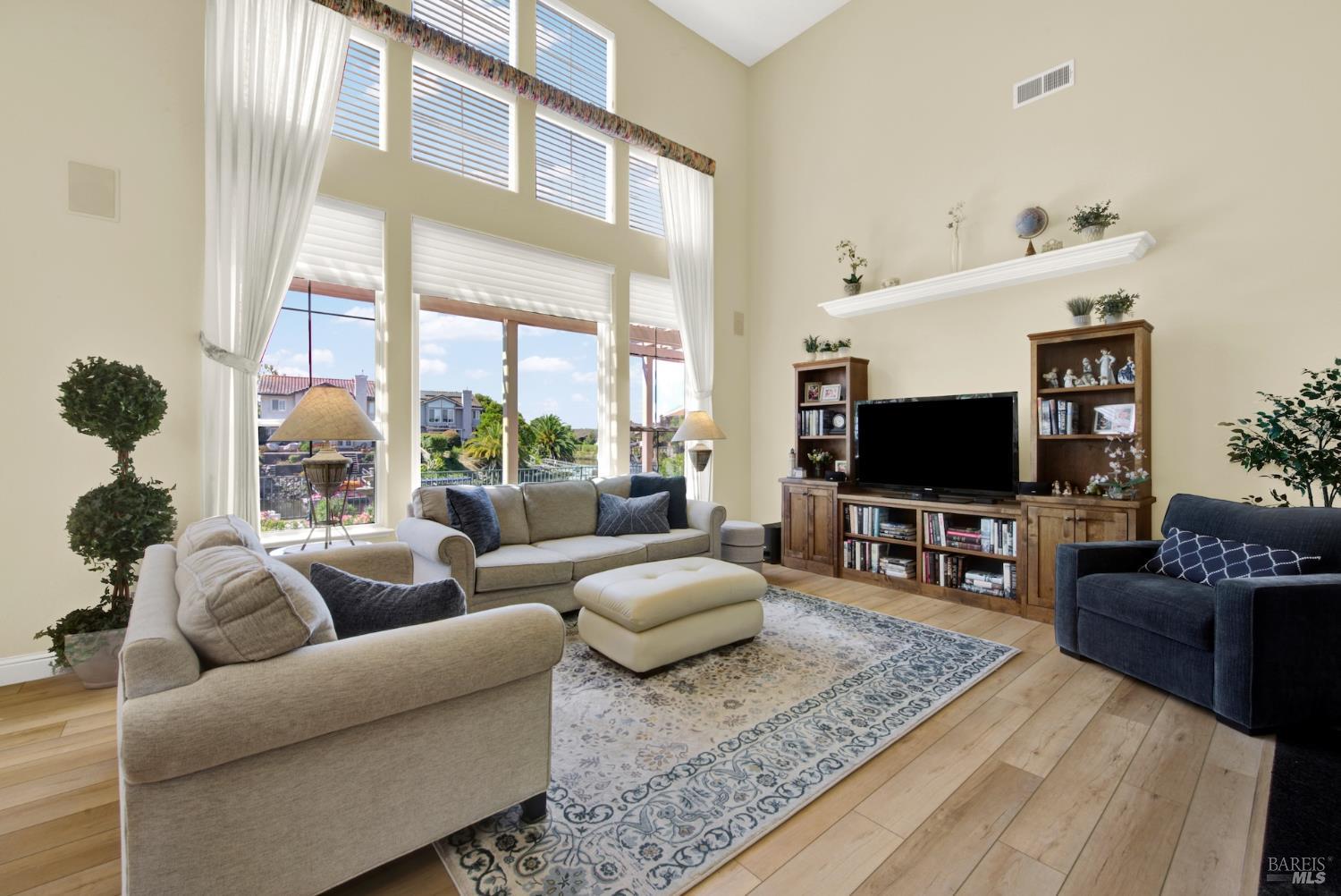 41 N Newport Drive Napa CA 94559
