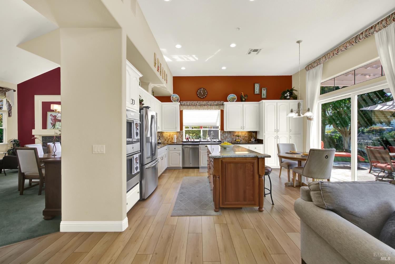 41 N Newport Drive Napa CA 94559