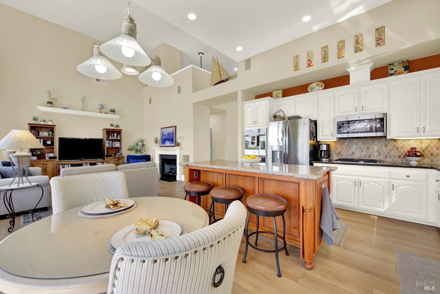 41 N Newport Drive Napa CA 94559