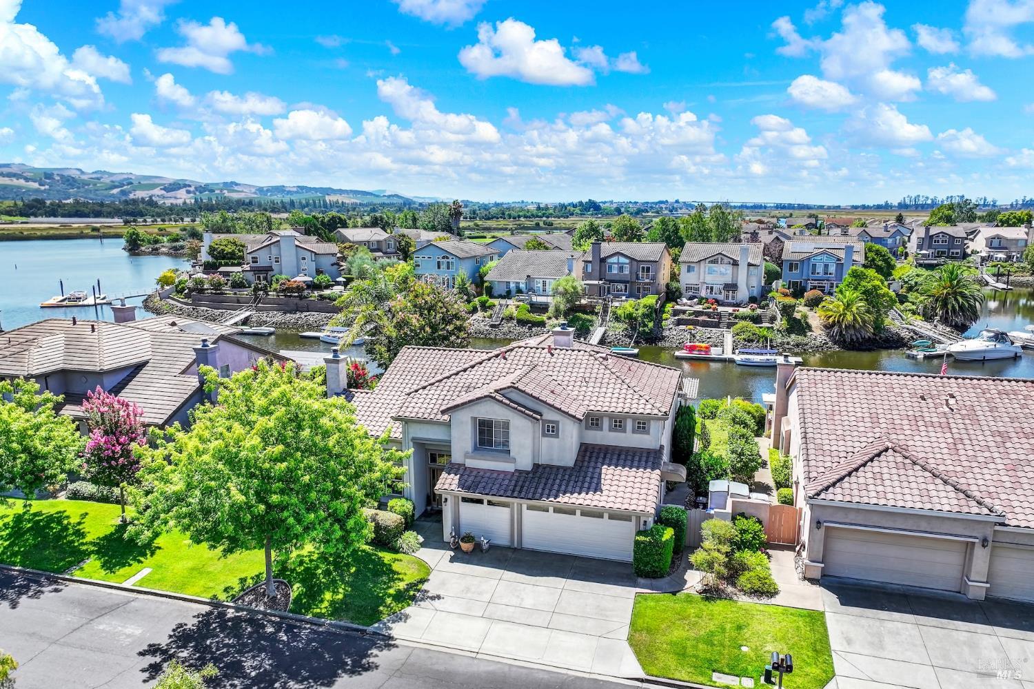 41 N Newport Drive Napa CA 94559