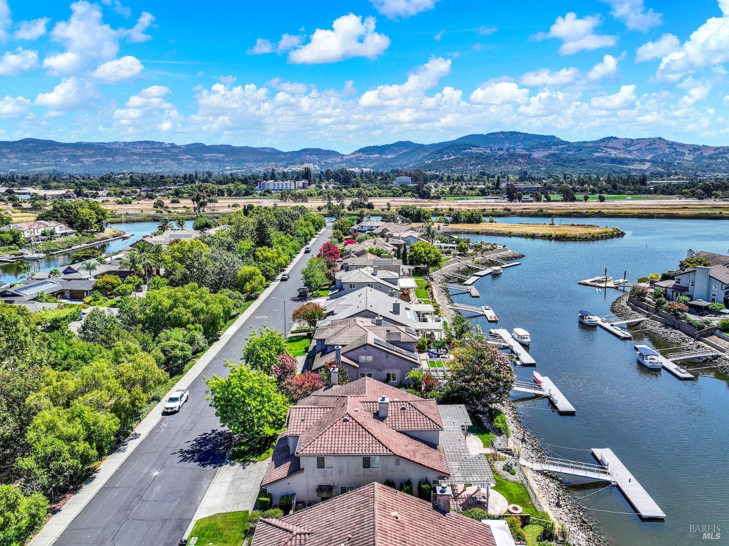 41 N Newport Drive Napa CA 94559
