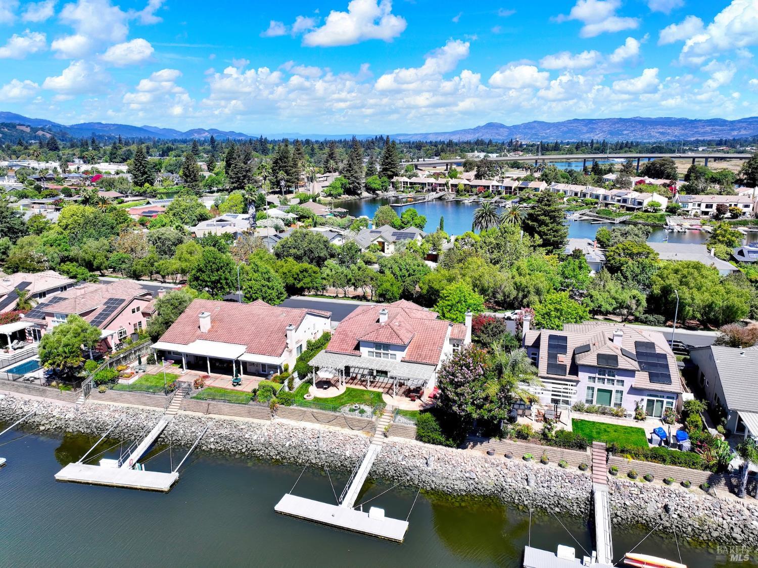 41 N Newport Drive Napa CA 94559