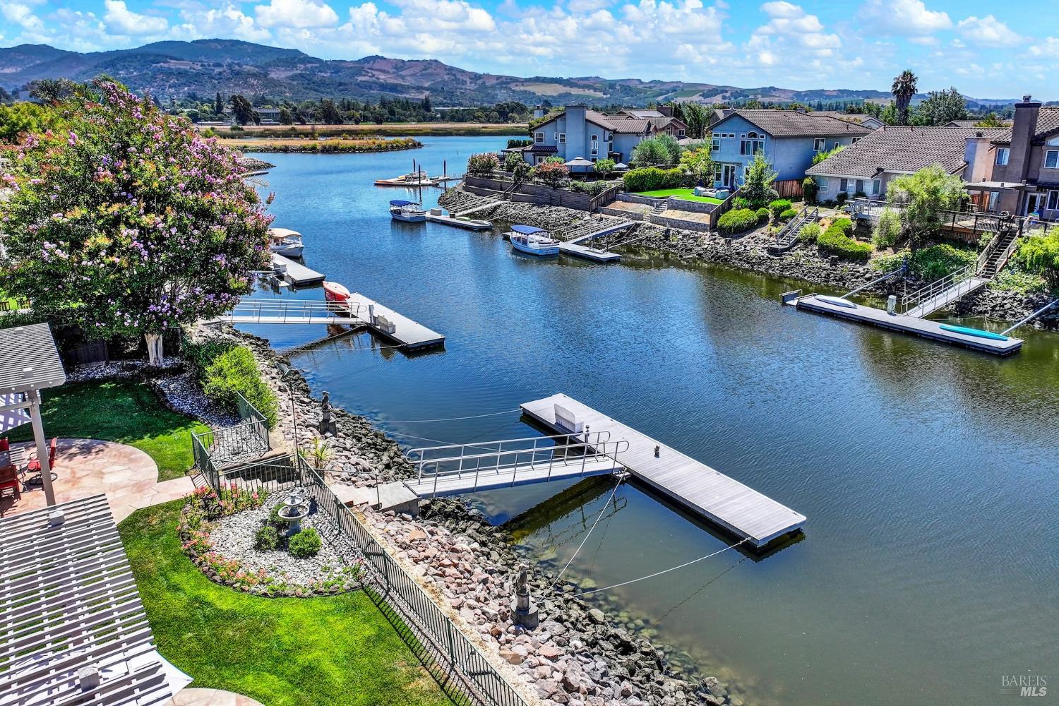 41 N Newport Drive Napa CA 94559
