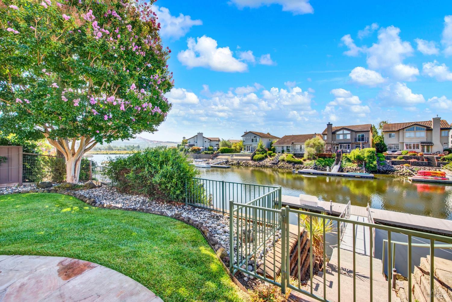 41 N Newport Drive Napa CA 94559