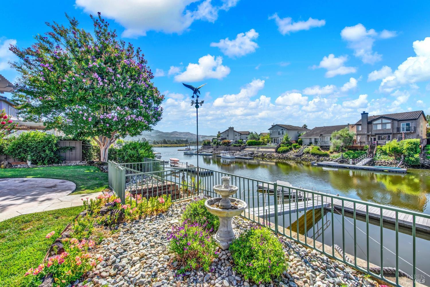 41 N Newport Drive Napa CA 94559