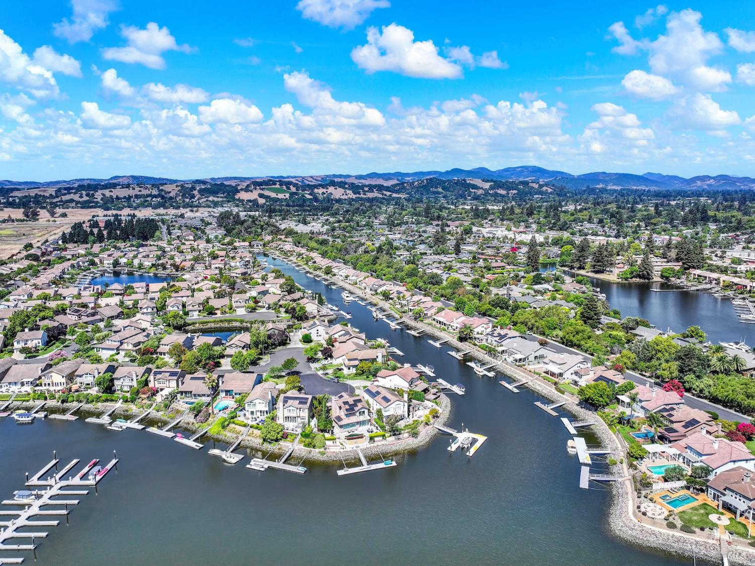 41 N Newport Drive Napa CA 94559