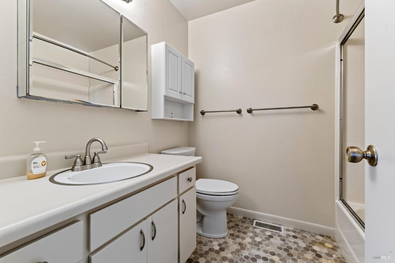 582 Maria Drive Petaluma CA 94954