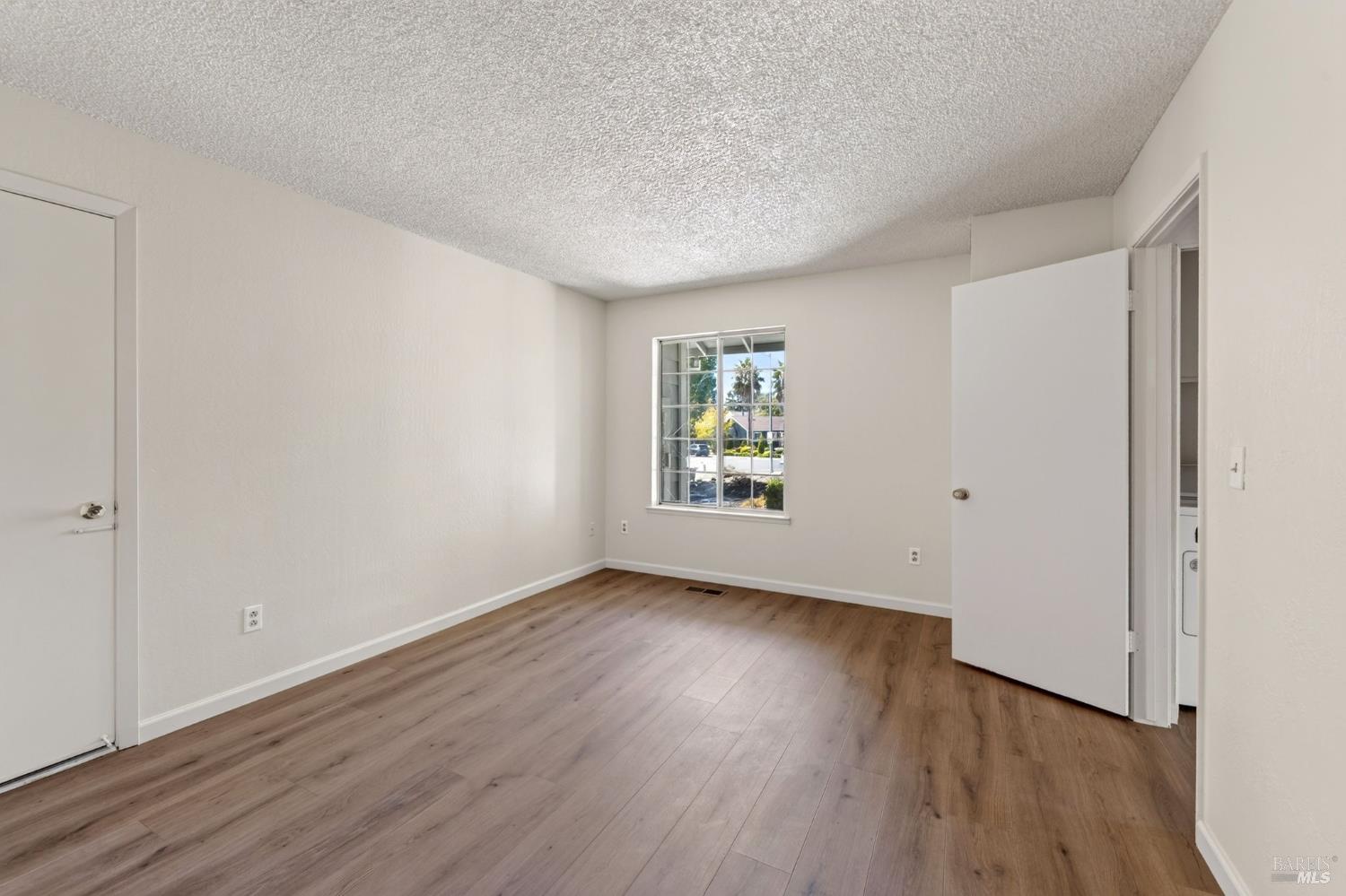 582 Maria Drive Petaluma CA 94954
