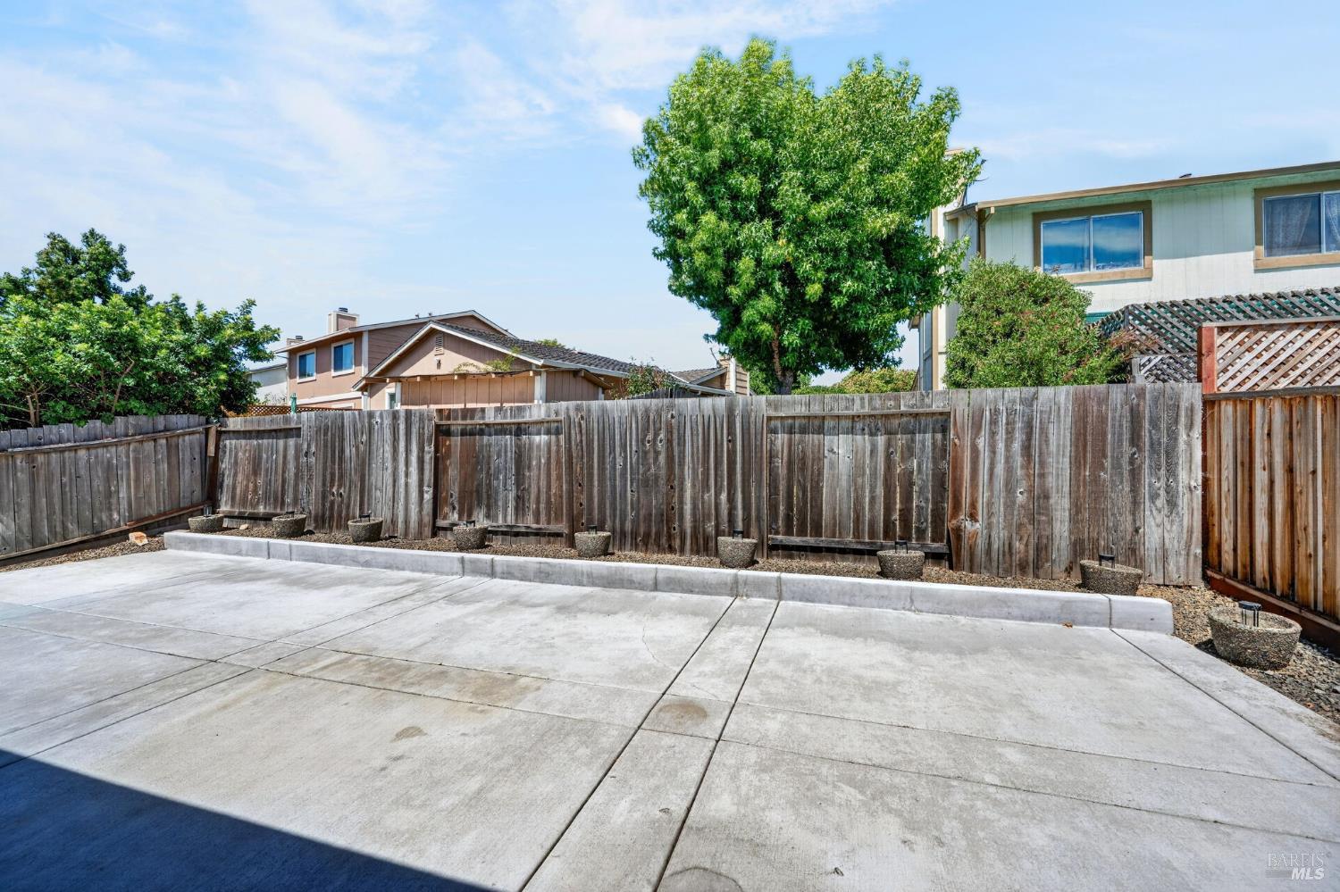 582 Maria Drive Petaluma CA 94954