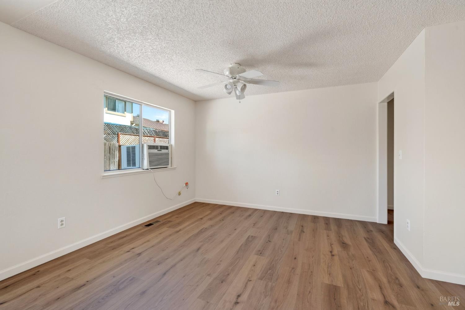 582 Maria Drive Petaluma CA 94954