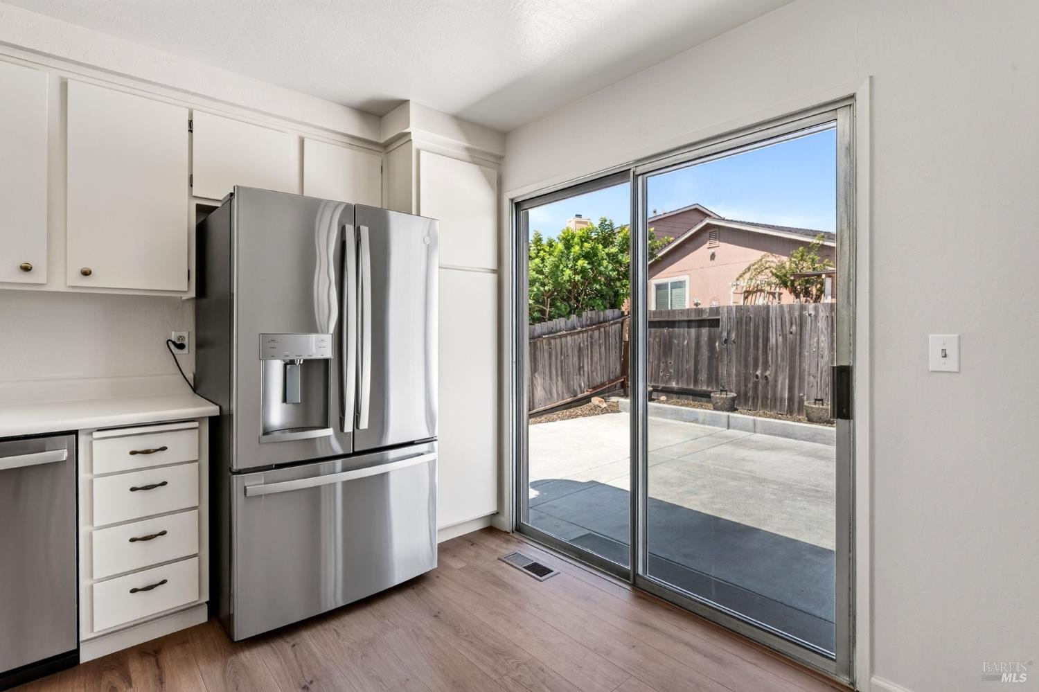 582 Maria Drive Petaluma CA 94954