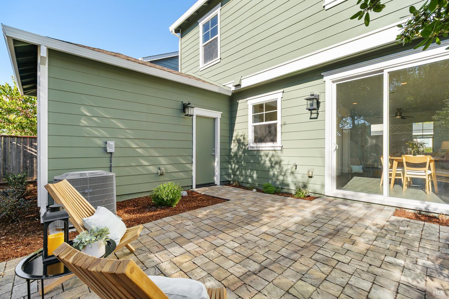 35 Lipton Way Cotati CA 94931