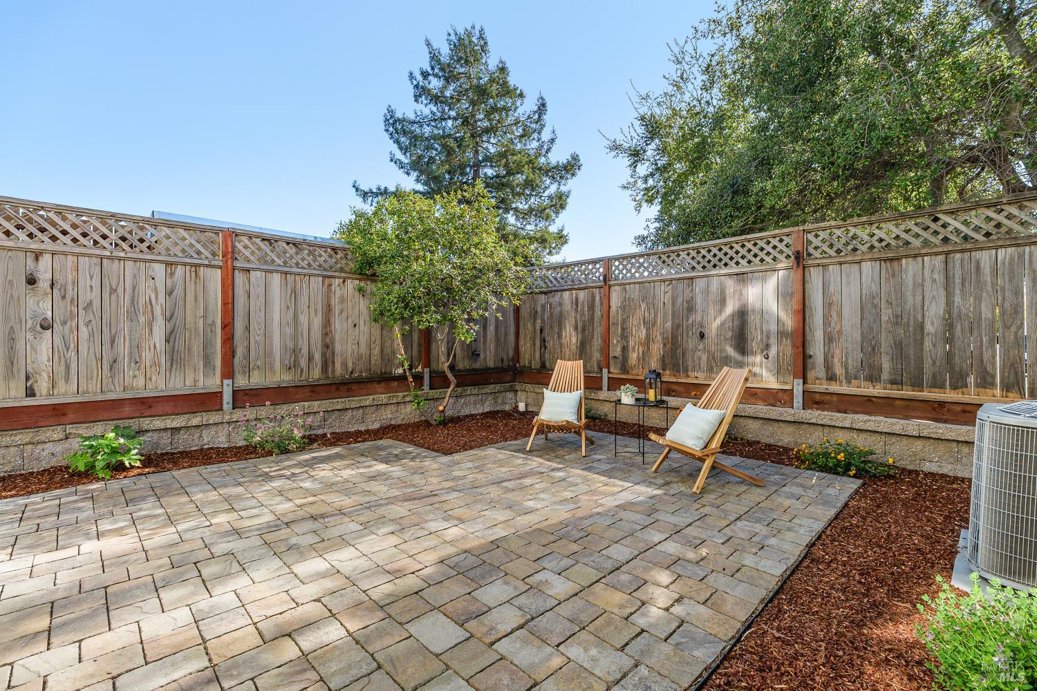 35 Lipton Way Cotati CA 94931