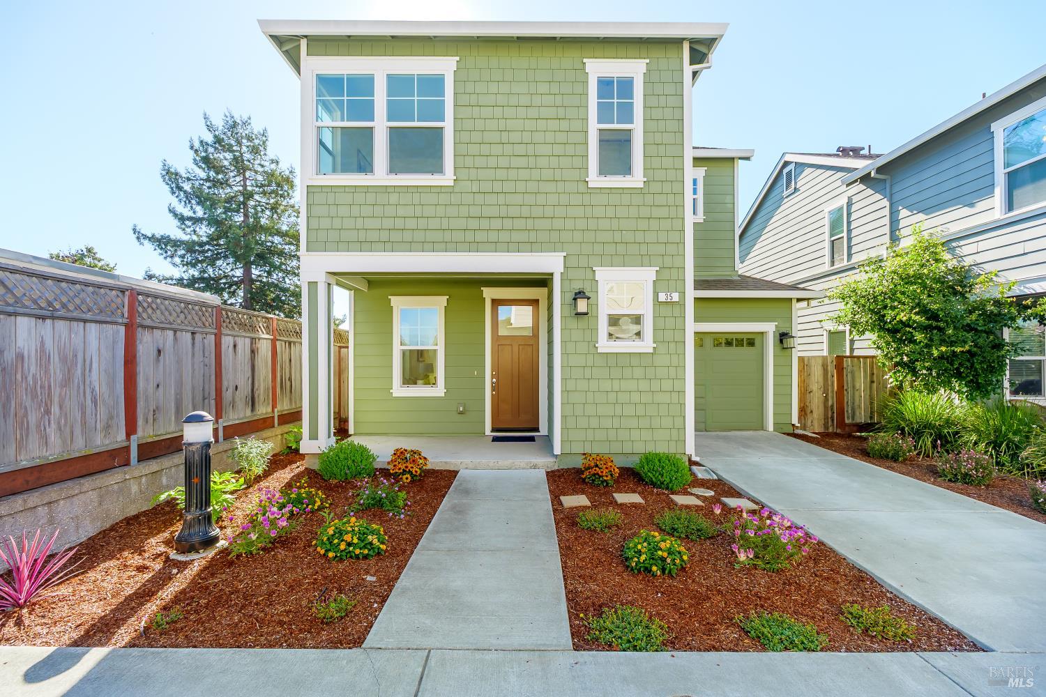 35 Lipton Way Cotati CA 94931