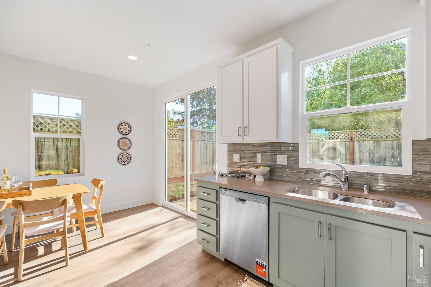 35 Lipton Way Cotati CA 94931