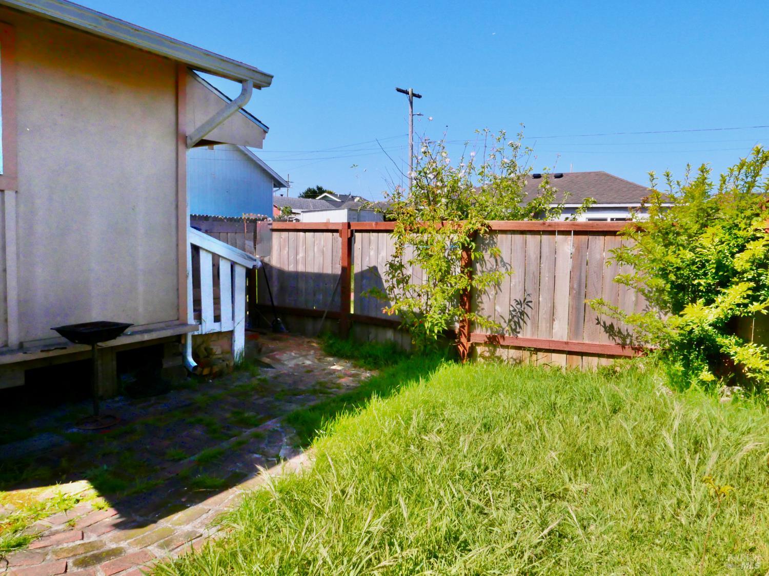 165 Livingston Street Fort Bragg CA 95437